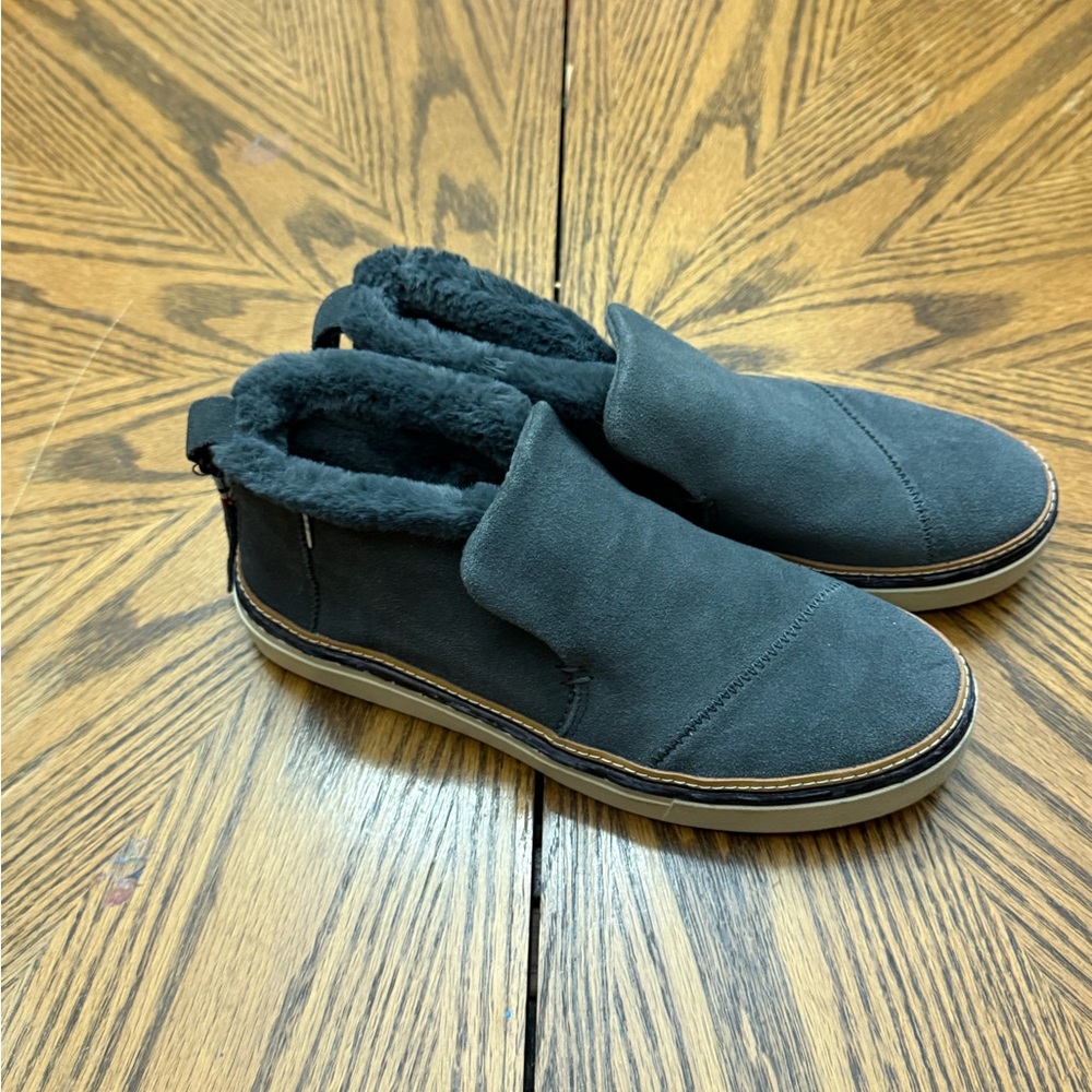 Tom’s Suede Boots
